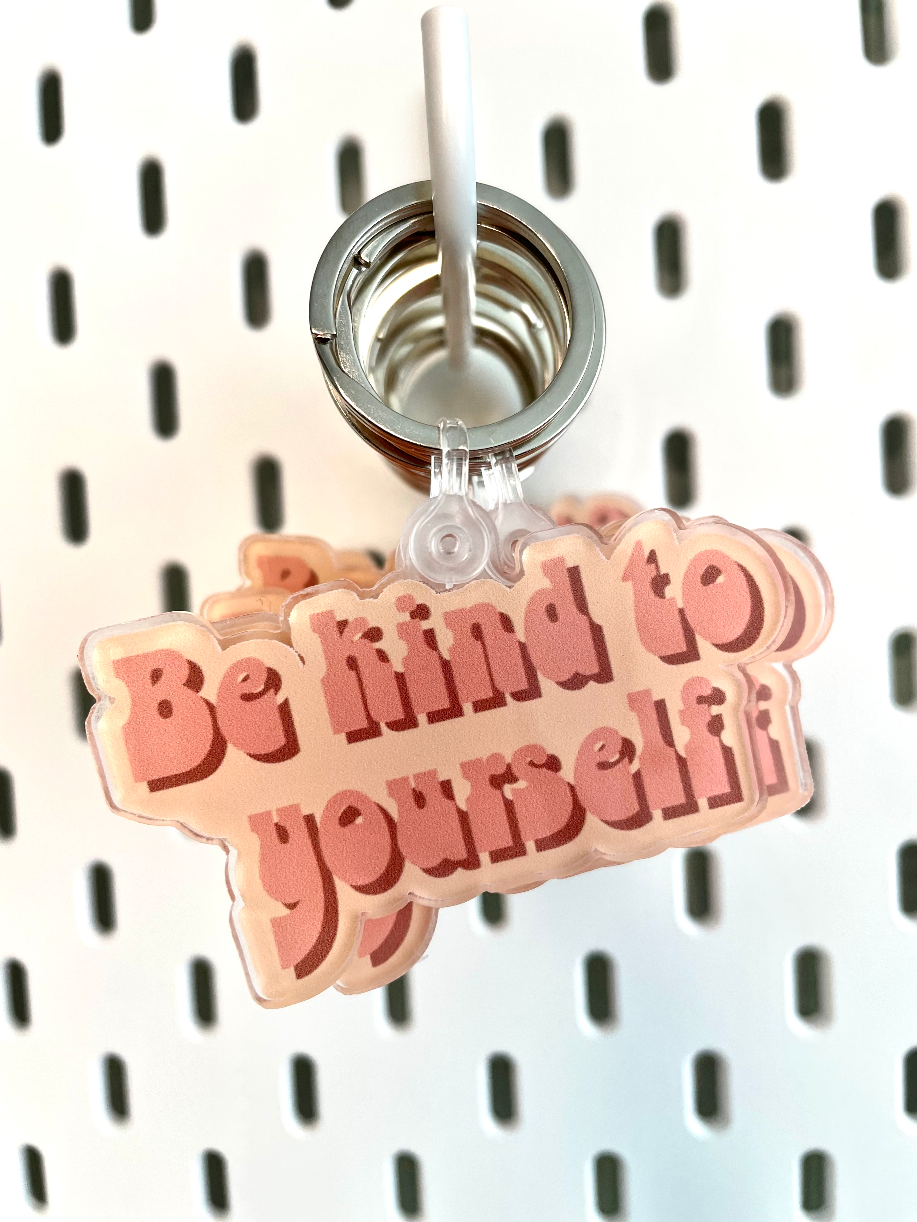 Porte-clés «Be kind to yourself»